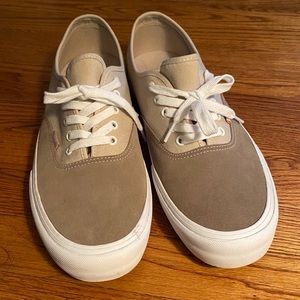 Tan Vans Authentic Pros